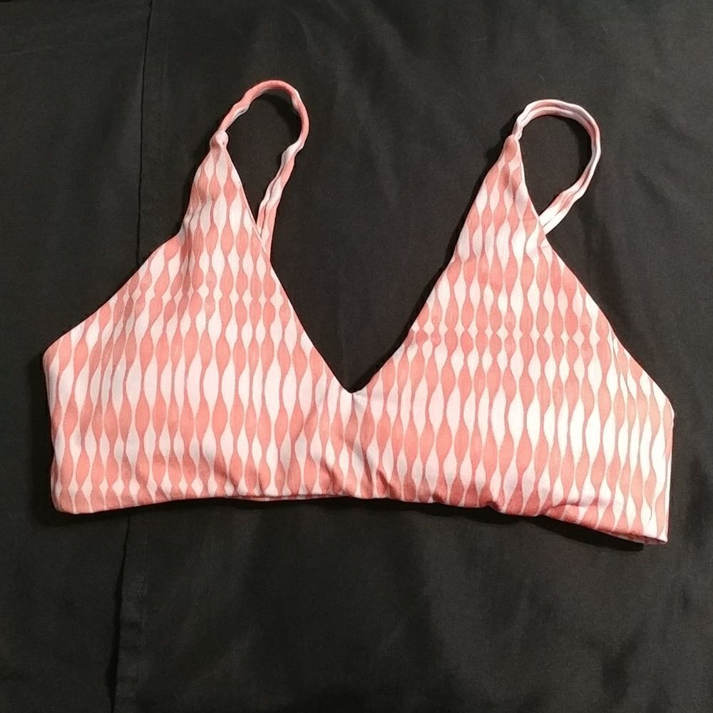 Sunday Bikinis 